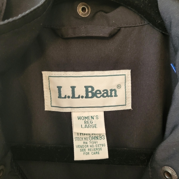 L.L. Bean Navy Women's Jacket - Picture 3 of 3